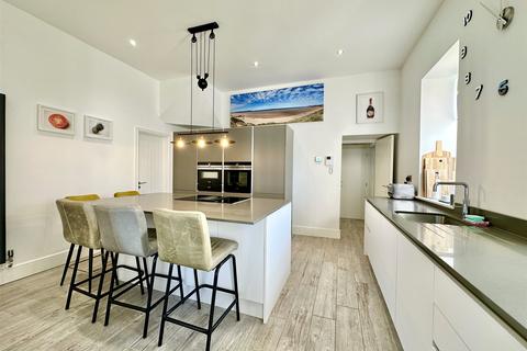 Larkrise North Morte Road, Mortehoe, Woolacombe, EX34 7EG