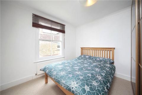 2 bedroom flat to rent, Mayflower Road, London SW9