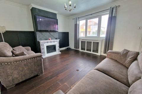 11 Alexander Road, Bedworth, CV12 9BP