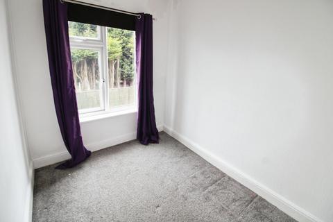 2 bedroom terraced house to rent, New Street, Leeds LS25