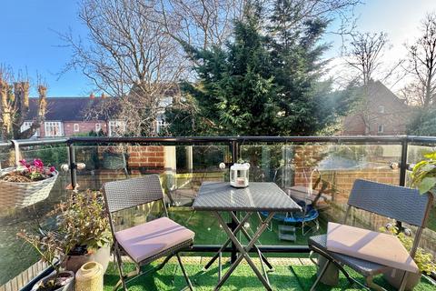 4 bedroom semi-detached house for sale, Bluebell Gardens, Kent CT20