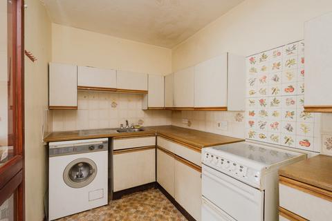 2 bedroom apartment for sale, Griffiths Road, London SW19