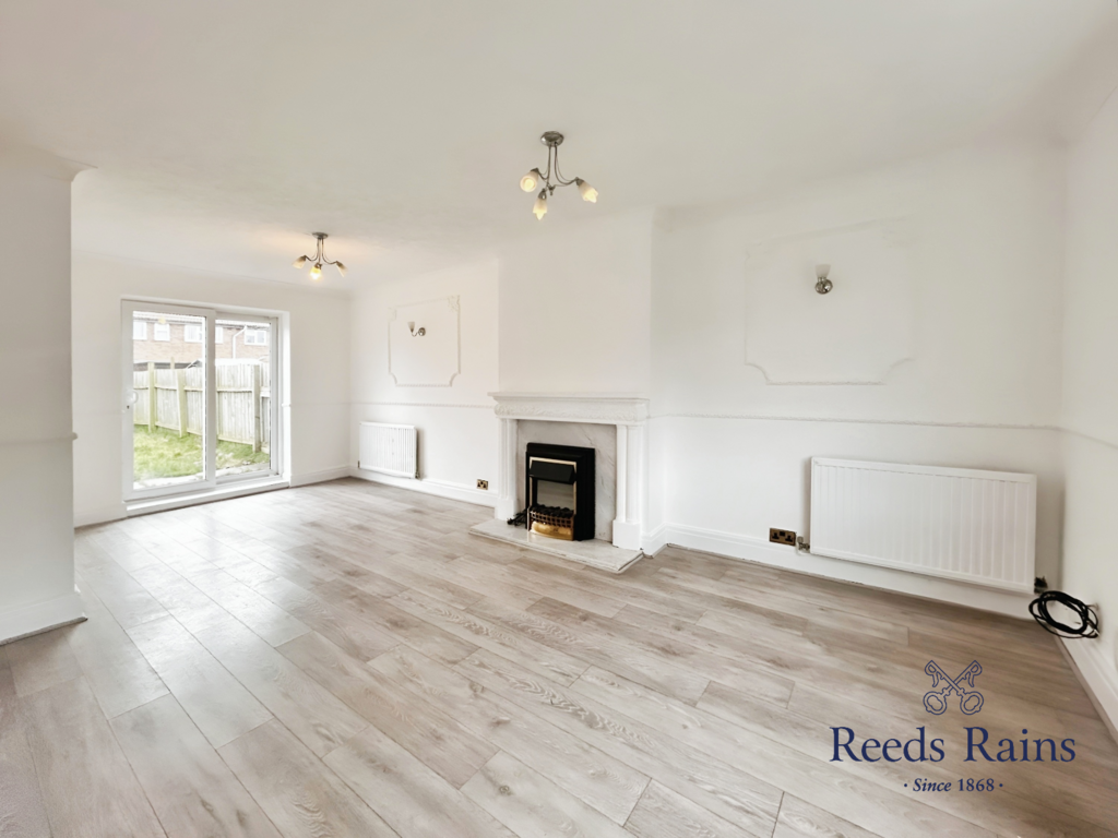 Sitting/Dining Room