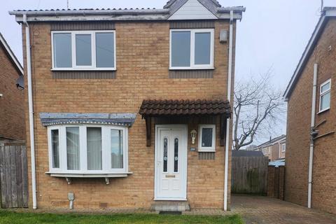 4 bedroom detached house to rent, Howdale Road, Hull HU8