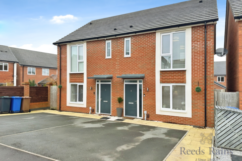 3 Arthur Cratchley Grove, Stoke-on-trent, ST4 8ZR