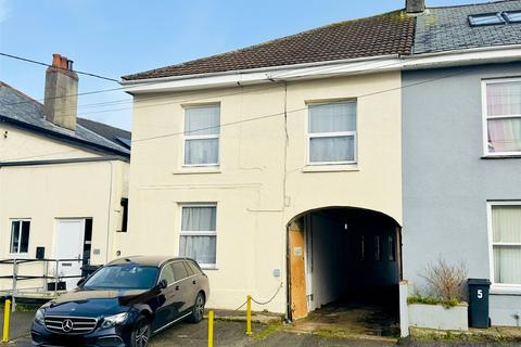 undefined, Fore Street, Camborne TR14