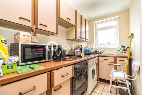 1 bedroom flat for sale, Balmoral Road, Kent ME7