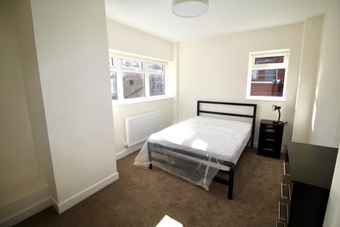 2 bedroom flat to rent, Armada Way, Plymouth PL1