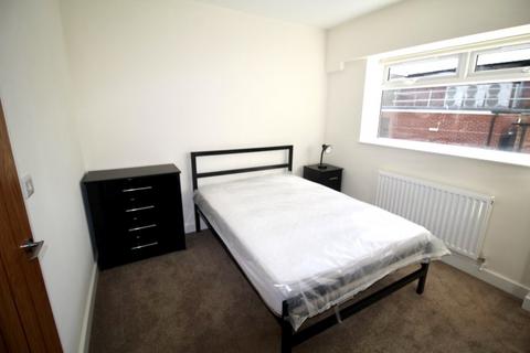 2 bedroom flat to rent, Armada Way, Plymouth PL1