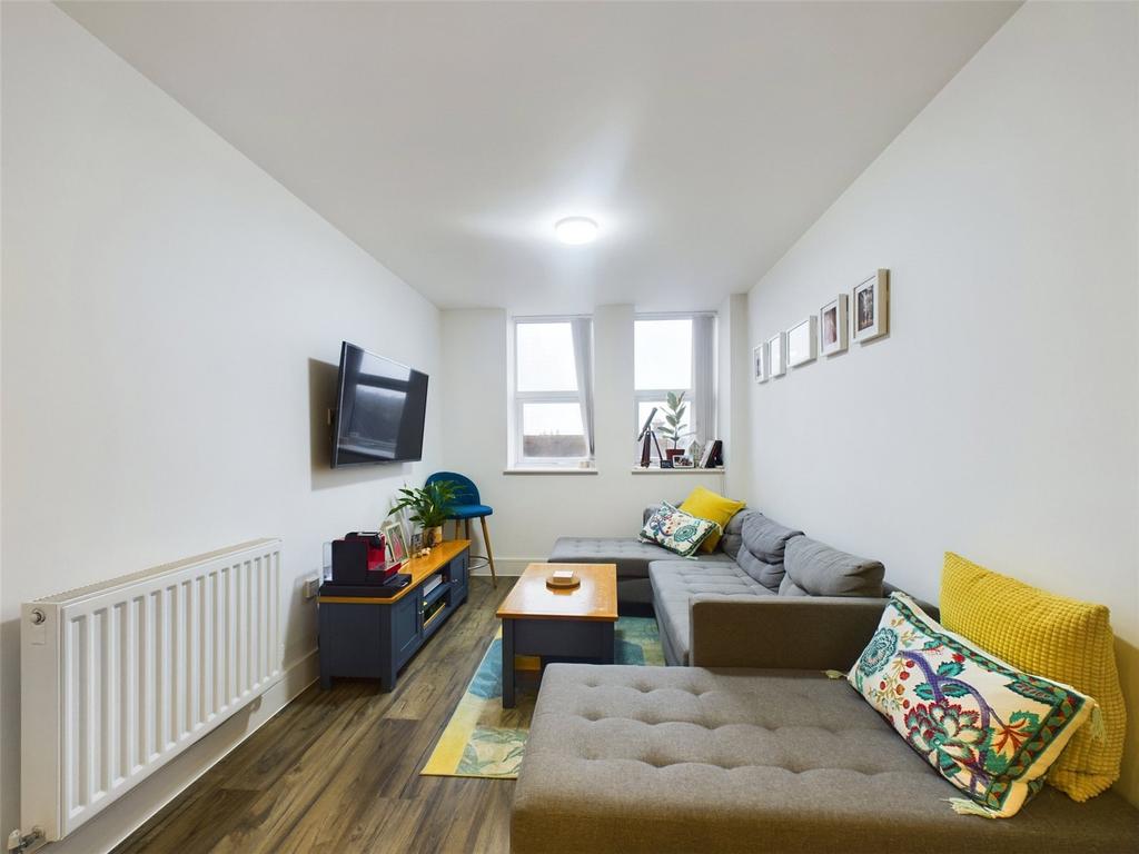 Kitchen/Living Area