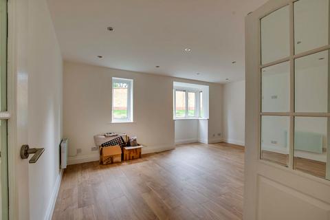 31 Bond Road, Gillingham, ME8 9JJ