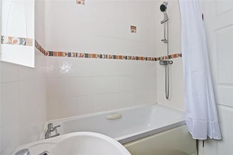 2 bedroom flat to rent, Leasyde Walk, Newcastle upon Tyne NE16