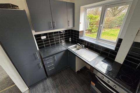 3 bedroom semi-detached house to rent, Griffiths Drive, West Midlands WV11