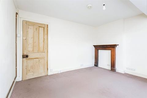 3 bedroom flat for sale, Stamford Avenue, Hampshire PO11