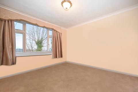 2 bedroom semi-detached bungalow for sale, Rufford Close, Yeadon, Leeds