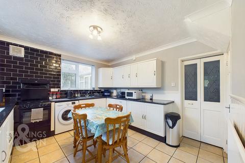 4 bedroom semi-detached house for sale, Clarkson Road, Norwich