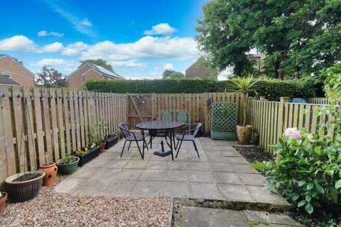 28 Ashgrove, Greengates, Bradford, BD10 0BP