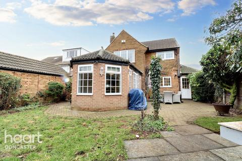 4 bedroom detached house for sale, Ennerdale Road, Doncaster