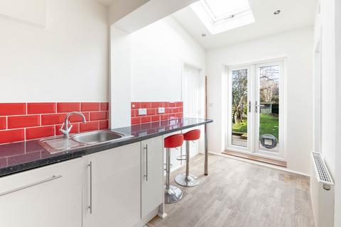 3 bedroom terraced house for sale, Carlton Way, Cambridge, CB4