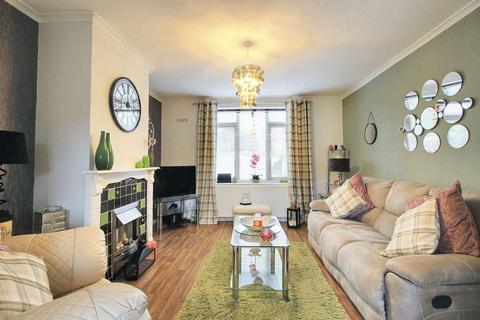 3 bedroom end of terrace house for sale, Orion Way, Ashford TN24