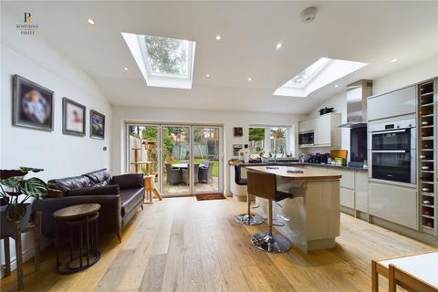 30 Bute Gardens, Wallington, SM6 8SS