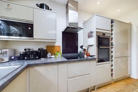 30 Bute Gardens, Wallington, SM6 8SS