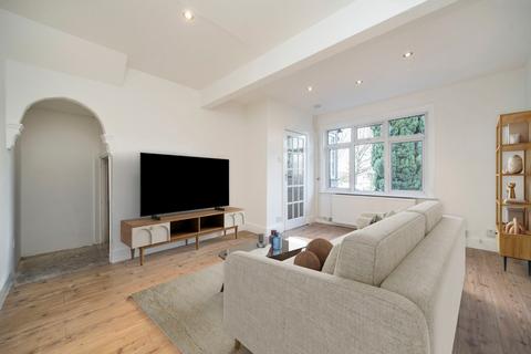 4 bedroom semi-detached house for sale, Coxmount Road, Charlton, SE7