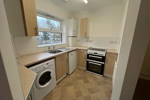 2 bedroom flat to rent, Bournemouth Road, Chandlers Ford