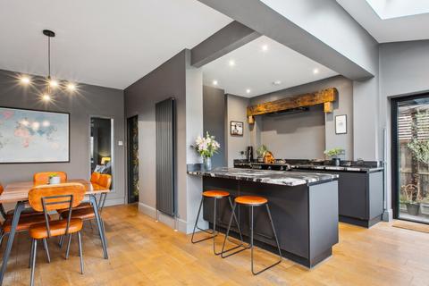 21 Warren Avenue, Bromley, BR1 4BP