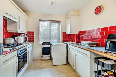 49 Wakelam Drive, Armthorpe, Doncaster, DN3 2FR