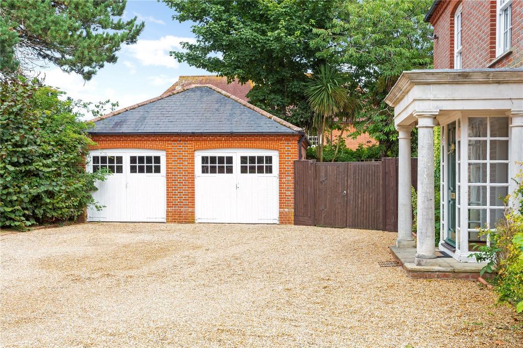 Double Garage