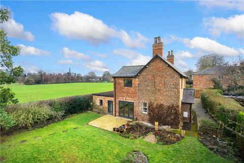 3 bedroom detached house for sale, Clotherholme Road, Ripon, North Yorkshire