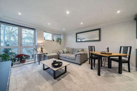 20, Maxim Apartments, 2 Wheeler Place, Bromley, BR2 9EZ