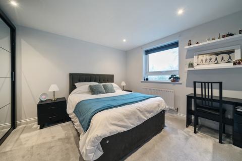 20, Maxim Apartments, 2 Wheeler Place, Bromley, BR2 9EZ