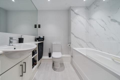 20, Maxim Apartments, 2 Wheeler Place, Bromley, BR2 9EZ