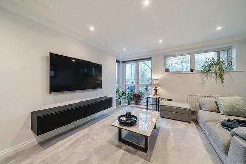 20, Maxim Apartments, 2 Wheeler Place, Bromley, BR2 9EZ