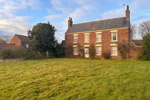 4 bedroom farm house for sale, The Grange, Rectory Road, Roos, HU12