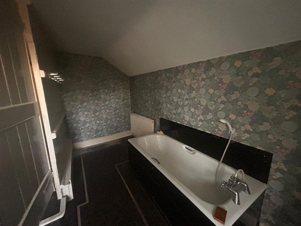 The Grange, Rectory Road, Roos, HU12 0 HT