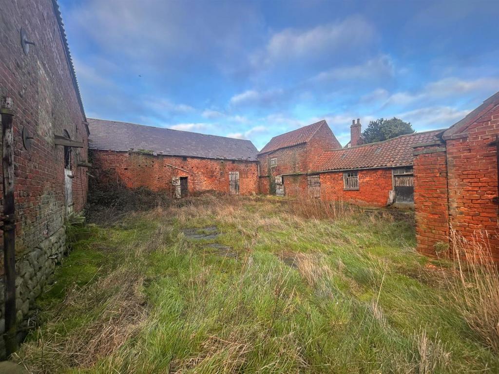 The Grange, Rectory Road, Roos, HU12 0 HT