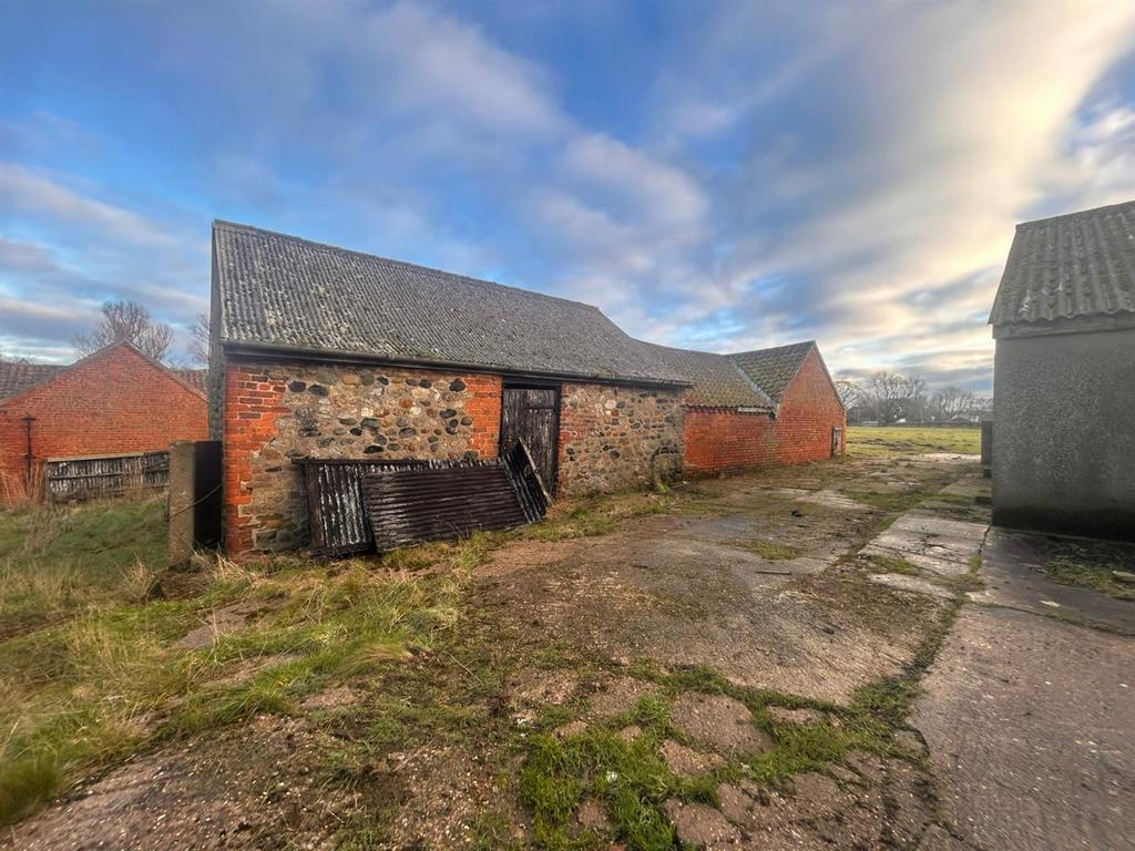 The Grange, Rectory Road, Roos, HU12 0 HT