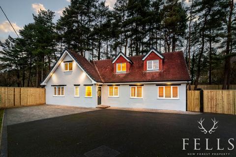 4 bedroom detached house for sale, Horton Road, Ringwood BH24