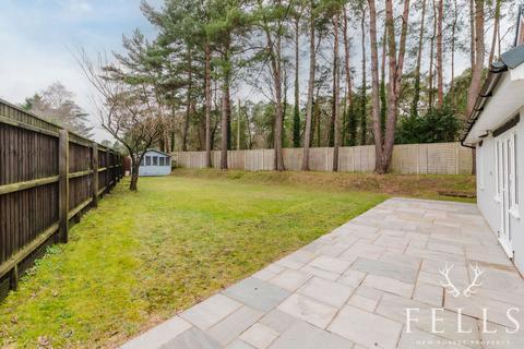 4 bedroom detached house for sale, Horton Road, Ringwood BH24