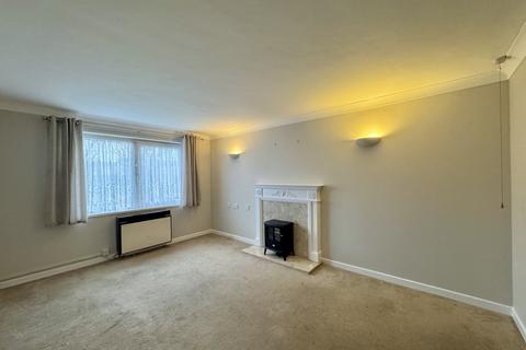 1 bedroom apartment for sale, Station Road, Thorpe Bay, SS1