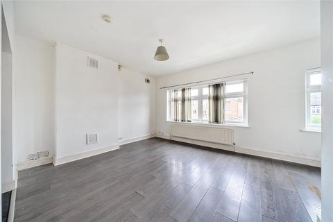 Flat B, 7 Old Bromley Road, Bromley, BR1 4LB