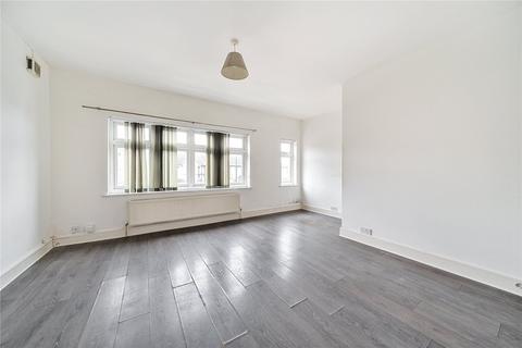 Flat B, 7 Old Bromley Road, Bromley, BR1 4LB