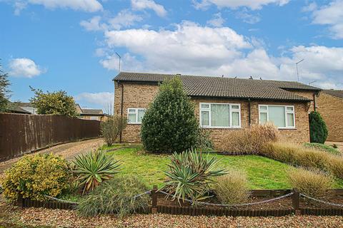 2 bedroom semi-detached bungalow for sale, Elliott Close, Newmarket CB8