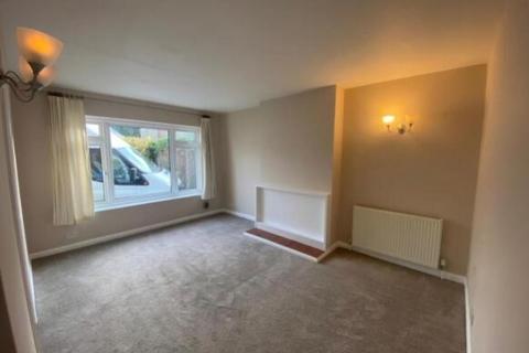 2 bedroom ground floor maisonette to rent, Firsgrove Road, Warley, Brentwood, Essex, CM14