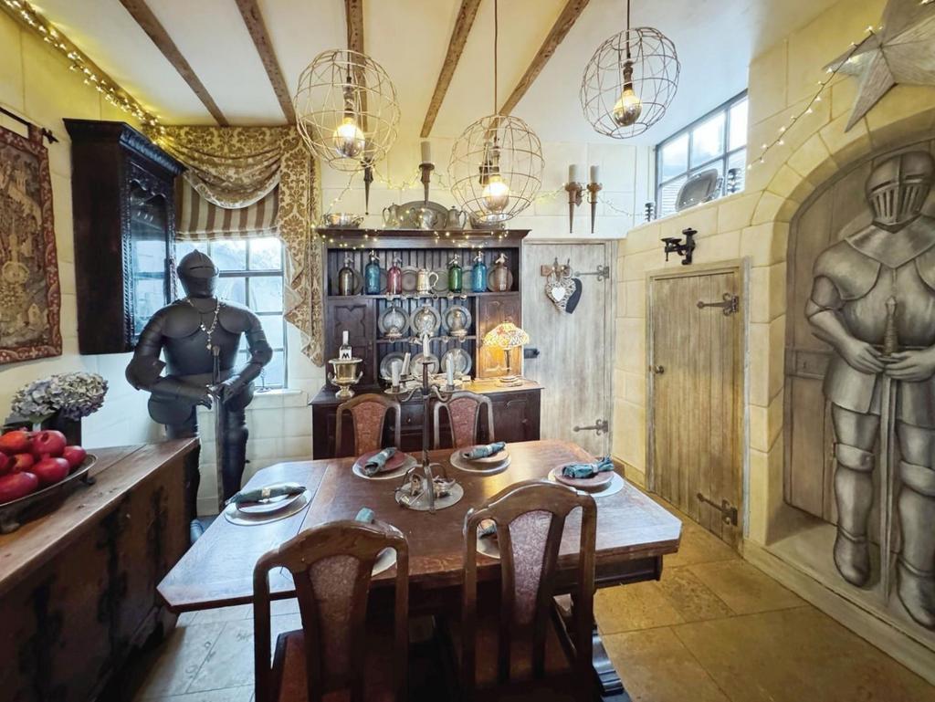 D2ff68c7-Dining Living.jpg