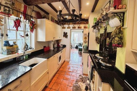 3 bedroom terraced house for sale, High Street, Warwick