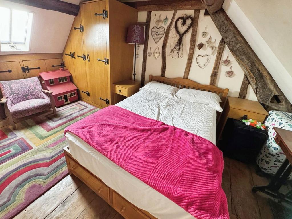 8035a564-Loft 20 Bedroom.jpg